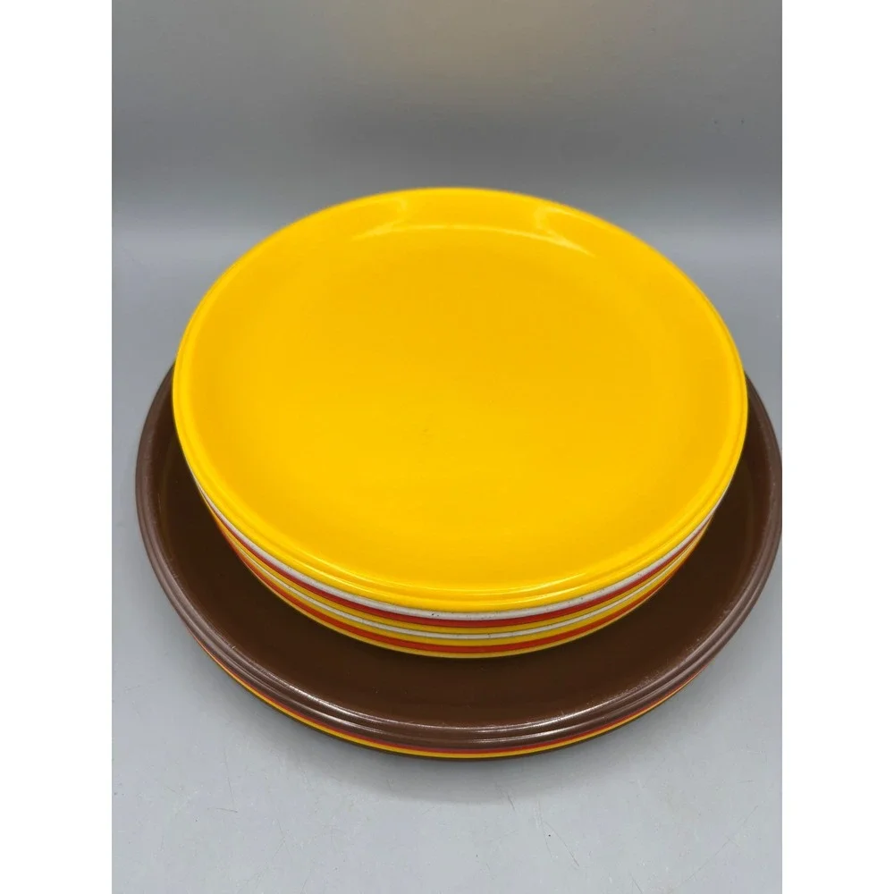 Vtg 12 Pc Rubbermaid Melamine‎ Plates Set Mixed Lot Yellow Red Brown Retro MCM